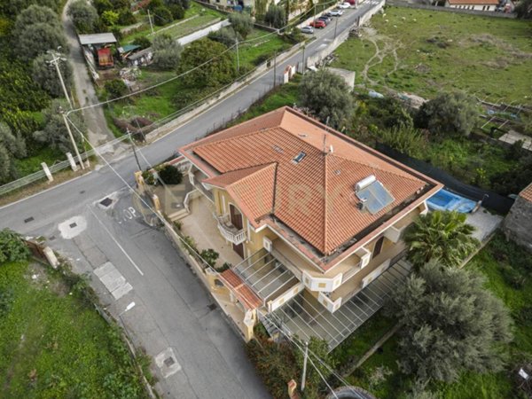 casa indipendente in vendita a Savoca