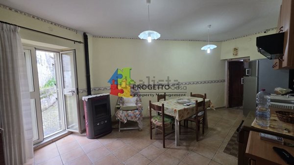 casa indipendente in vendita a Savoca in zona Rina