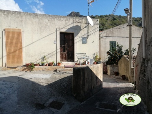 casa indipendente in vendita a Savoca in zona Rina