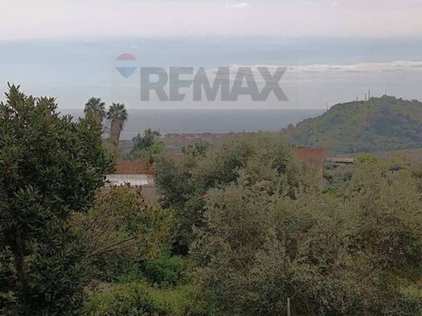 casa indipendente in vendita a Savoca in zona Botte