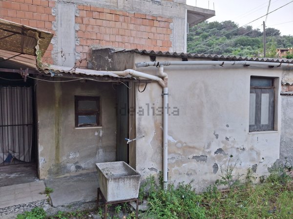 appartamento in vendita a Savoca in zona Rina
