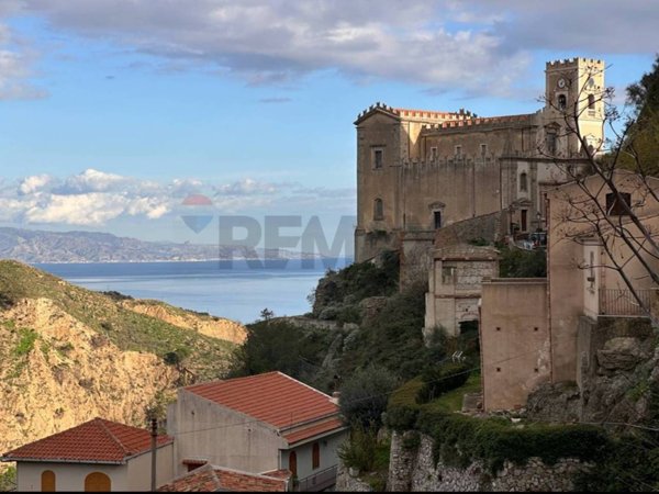 casa indipendente in vendita a Savoca in zona Rina