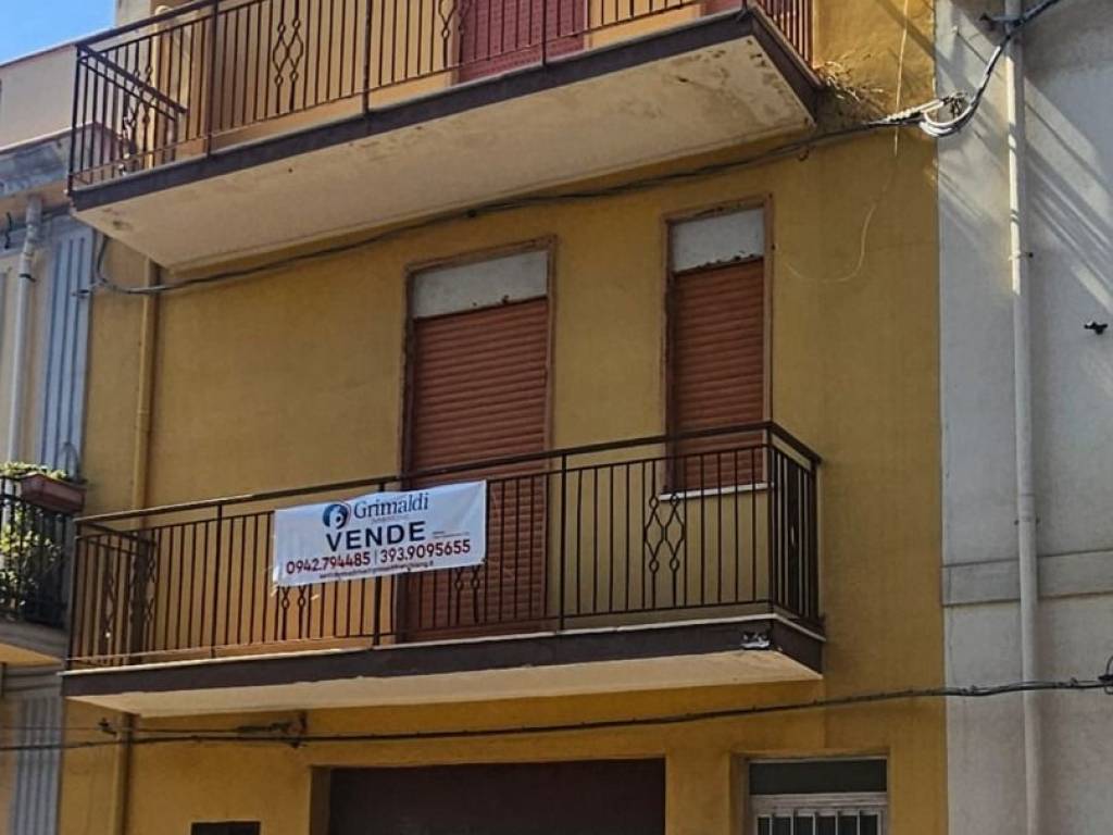 casa indipendente in vendita a Scaletta Zanclea in zona Guidomandri Marina