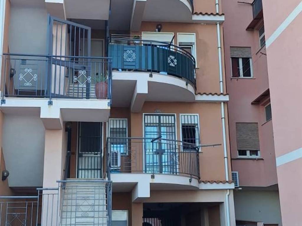 appartamento in vendita a Scaletta Zanclea in zona Guidomandri Marina