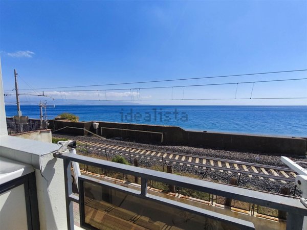 appartamento in vendita a Scaletta Zanclea in zona Guidomandri Marina