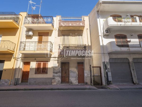 appartamento in vendita a Scaletta Zanclea in zona Guidomandri Marina