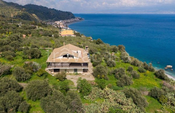 casa indipendente in vendita a Scaletta Zanclea
