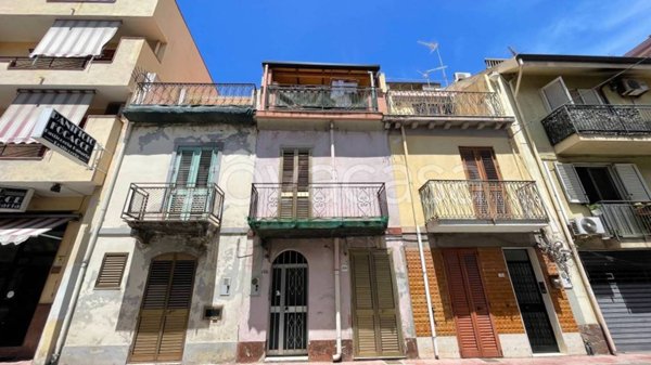 appartamento in vendita a Scaletta Zanclea in zona Guidomandri Marina