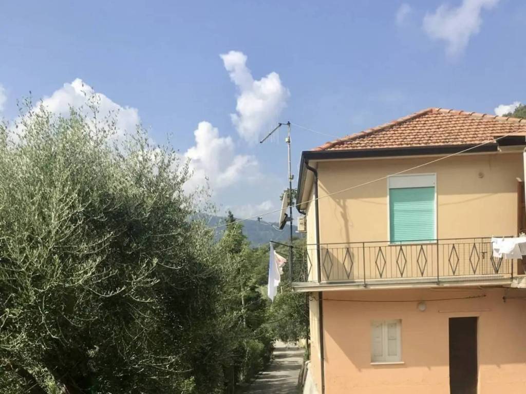 casa indipendente in vendita a Sinagra