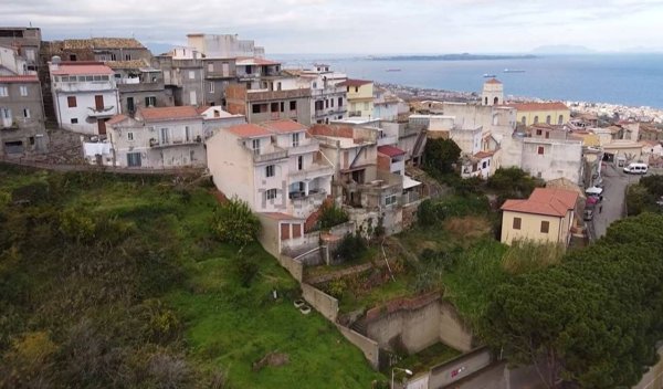 casa indipendente in vendita a Spadafora in zona San Martino