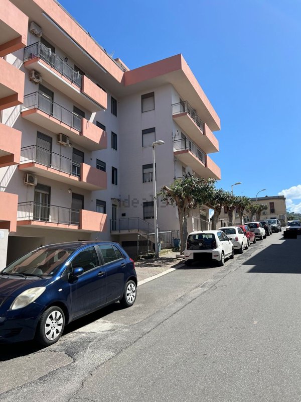 appartamento in vendita a Spadafora in zona San Martino