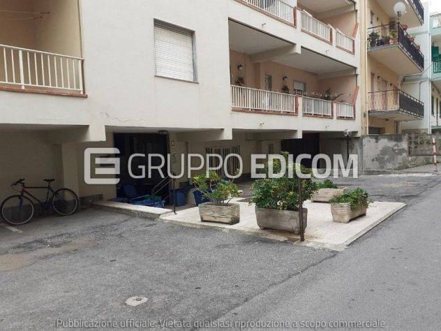 locale di sgombero in vendita a Spadafora