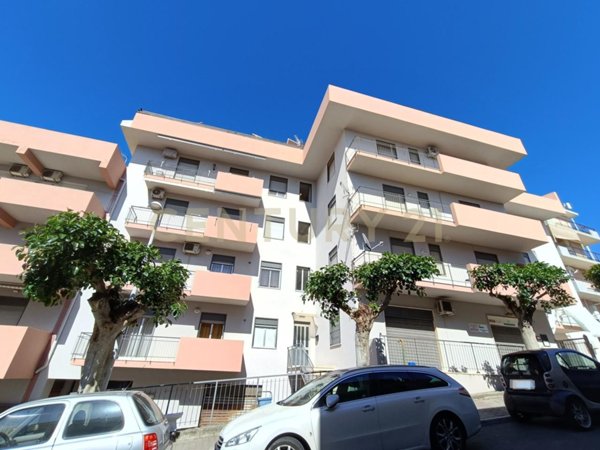 appartamento in vendita a Spadafora in zona San Martino