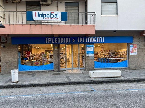 locale commerciale in vendita a Spadafora