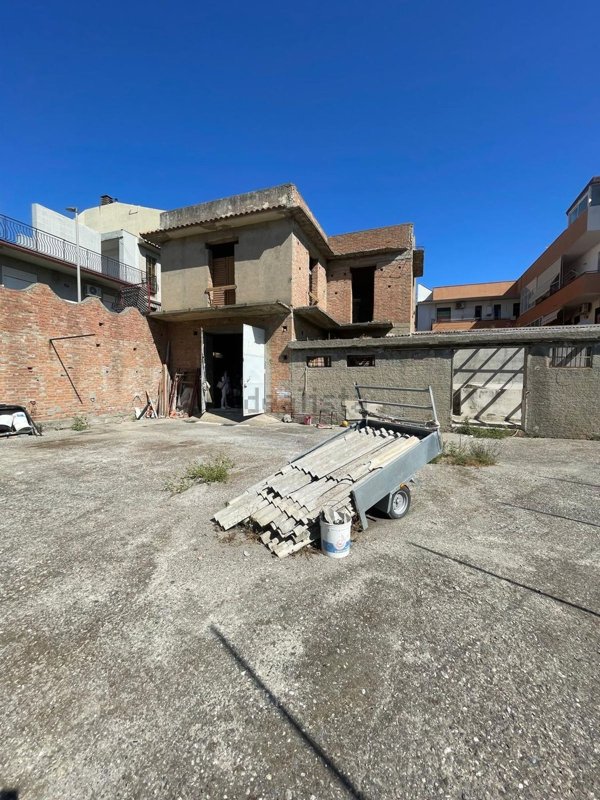 casale in vendita a Spadafora