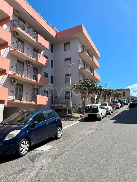 appartamento in vendita a Spadafora in zona San Martino