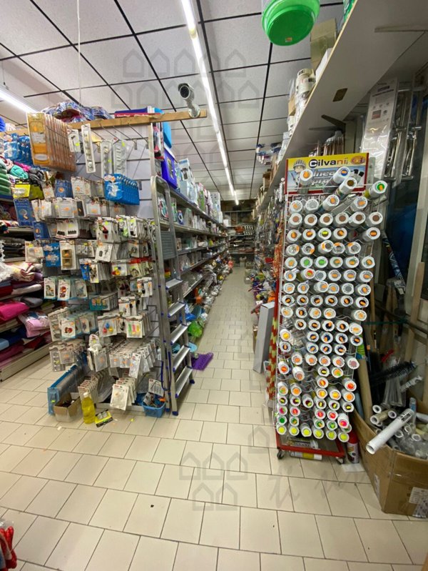negozio in vendita a Spadafora