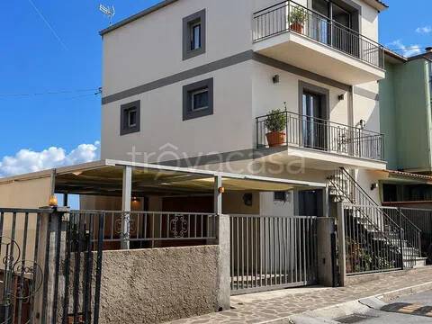 casa indipendente in vendita a Spadafora in zona Grangiara