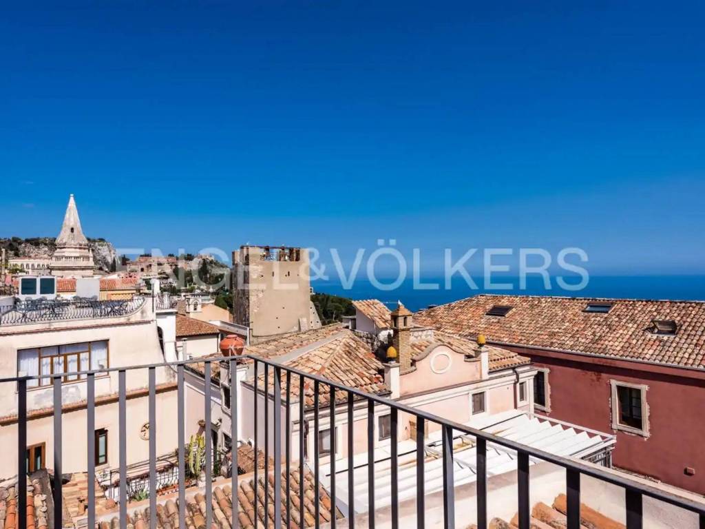 casa indipendente in vendita a Taormina