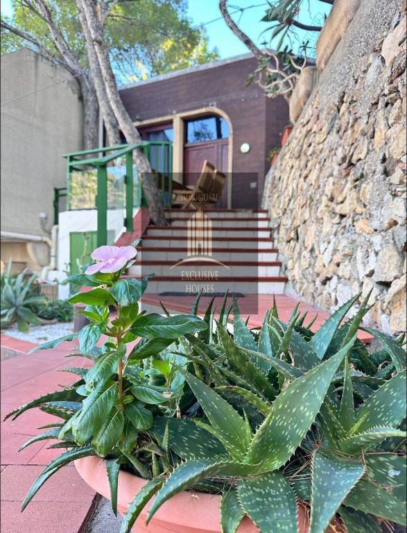 appartamento in vendita a Taormina in zona Mazzarò