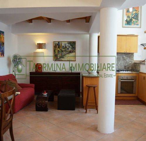 casa indipendente in vendita a Taormina
