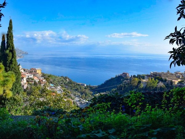 casa indipendente in vendita a Taormina