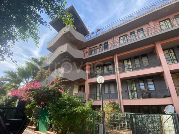 appartamento in vendita a Taormina in zona Trappitello