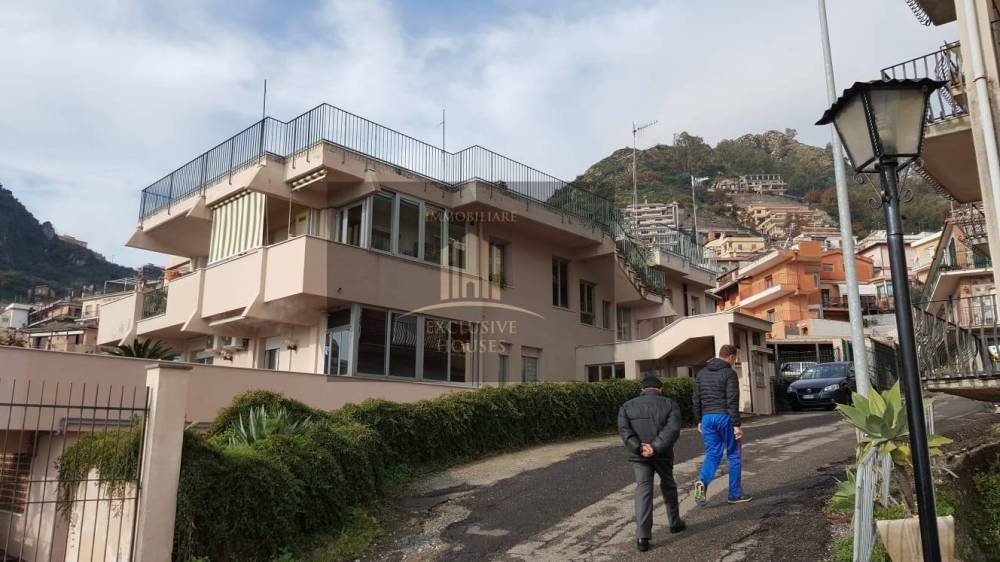 appartamento in vendita a Taormina