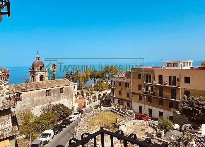 casa indipendente in vendita a Taormina