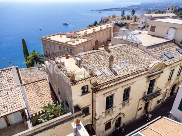 appartamento in vendita a Taormina