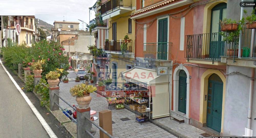 negozio in vendita a Taormina in zona Mazzeo