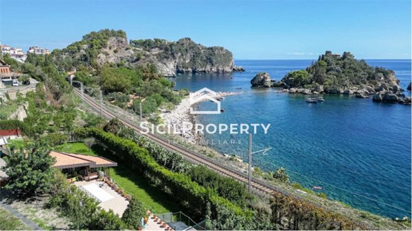 casa indipendente in vendita a Taormina in zona Mazzarò