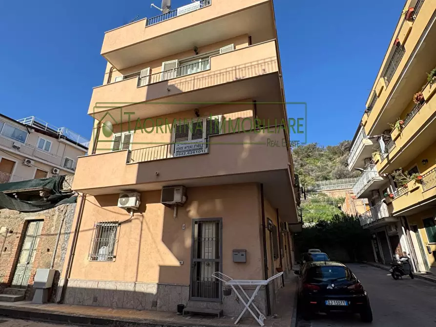 appartamento in vendita a Taormina in zona Mazzeo