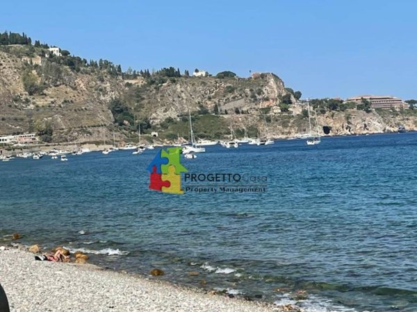 locale commerciale in vendita a Taormina in zona Villagonia