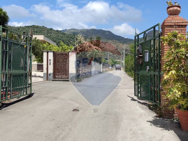 terreno agricolo in vendita a Taormina in zona Trappitello