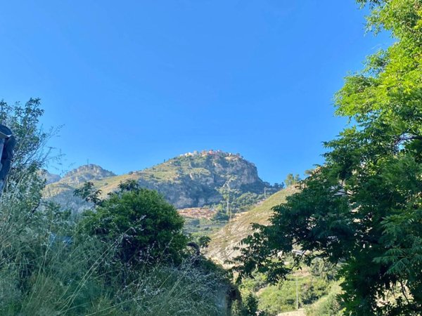 casa indipendente in vendita a Taormina