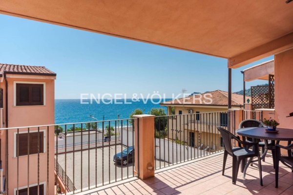 appartamento in vendita a Taormina in zona Mazzeo