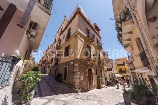 appartamento in vendita a Taormina