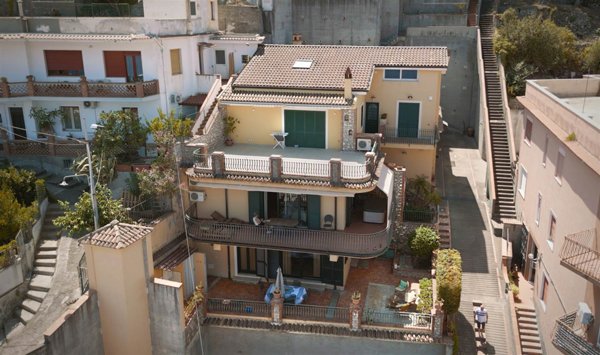 appartamento in vendita a Taormina