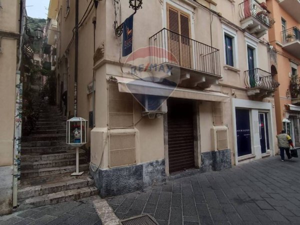 negozio in vendita a Taormina