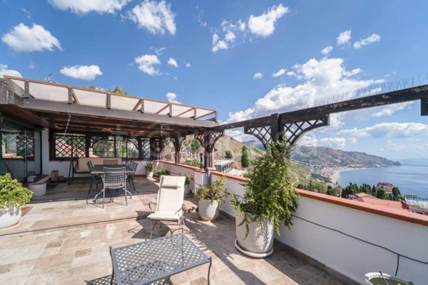 appartamento in vendita a Taormina