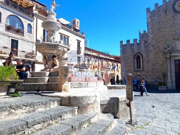 appartamento in vendita a Taormina