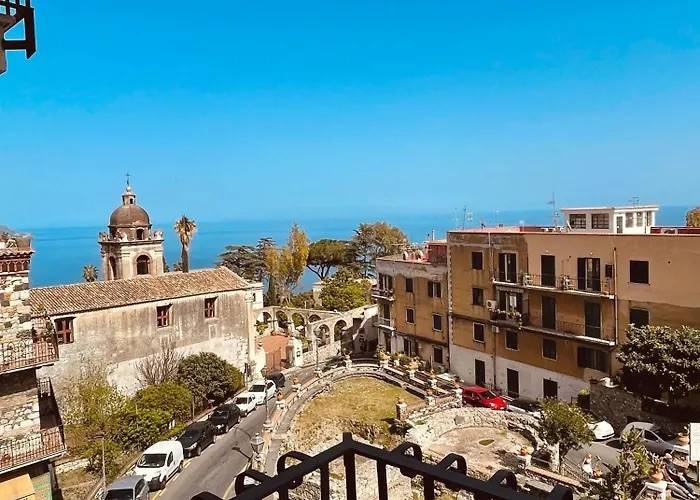 casa indipendente in vendita a Taormina