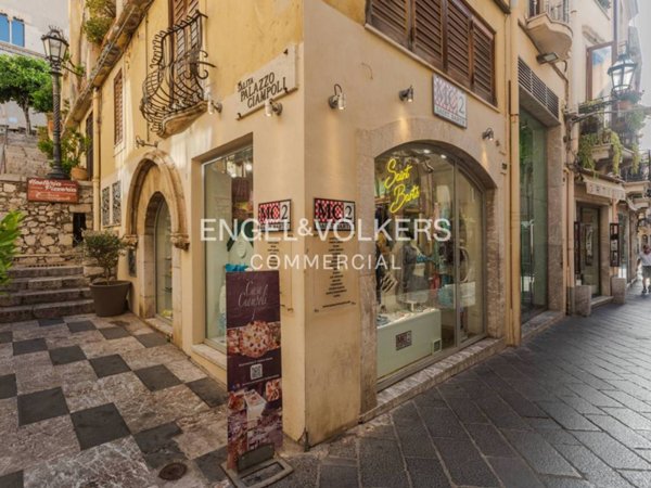 negozio in vendita a Taormina