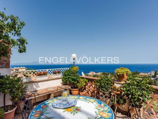 appartamento in vendita a Taormina