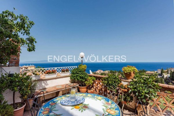 appartamento in vendita a Taormina