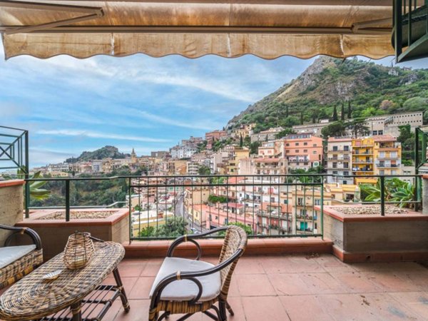 appartamento in vendita a Taormina