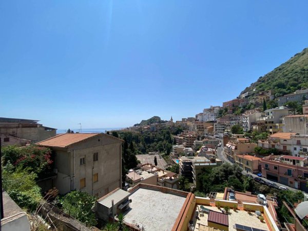 appartamento in vendita a Taormina