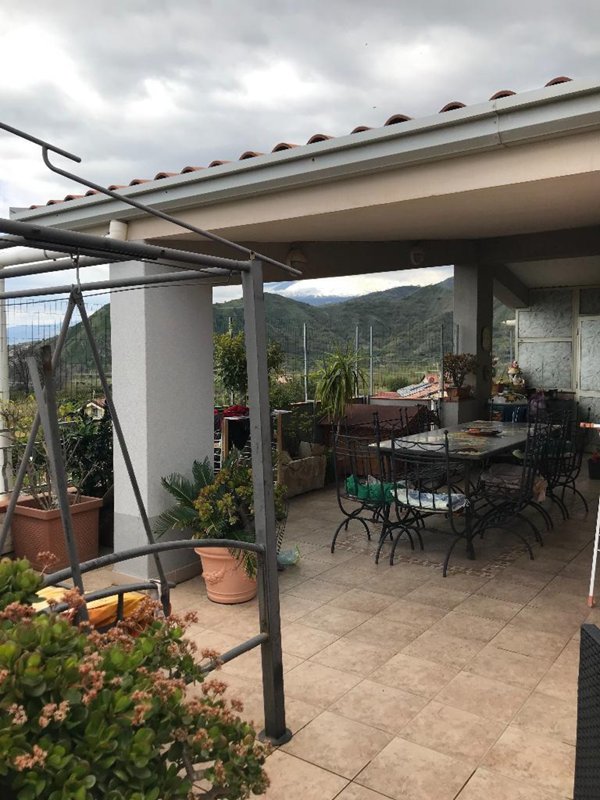 appartamento in vendita a Taormina in zona Trappitello