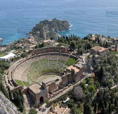 intera palazzina in vendita a Taormina